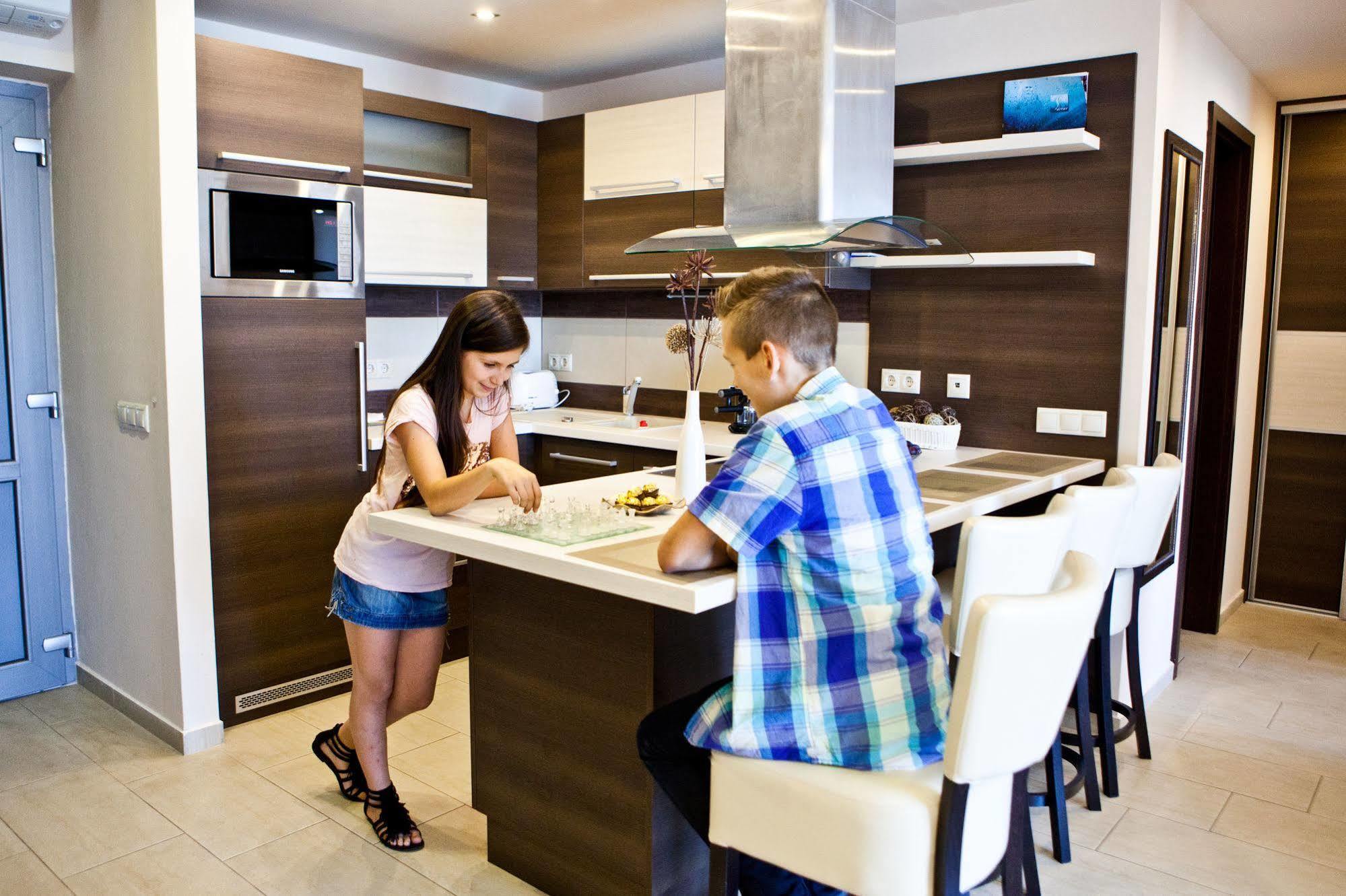 Németh Apartmanok Sárvár Exterior foto
